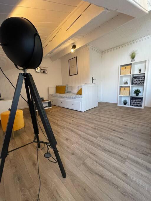 Studio Cosy, En Centre, Proche Gare, Vue Degagee Valence  Exterior photo