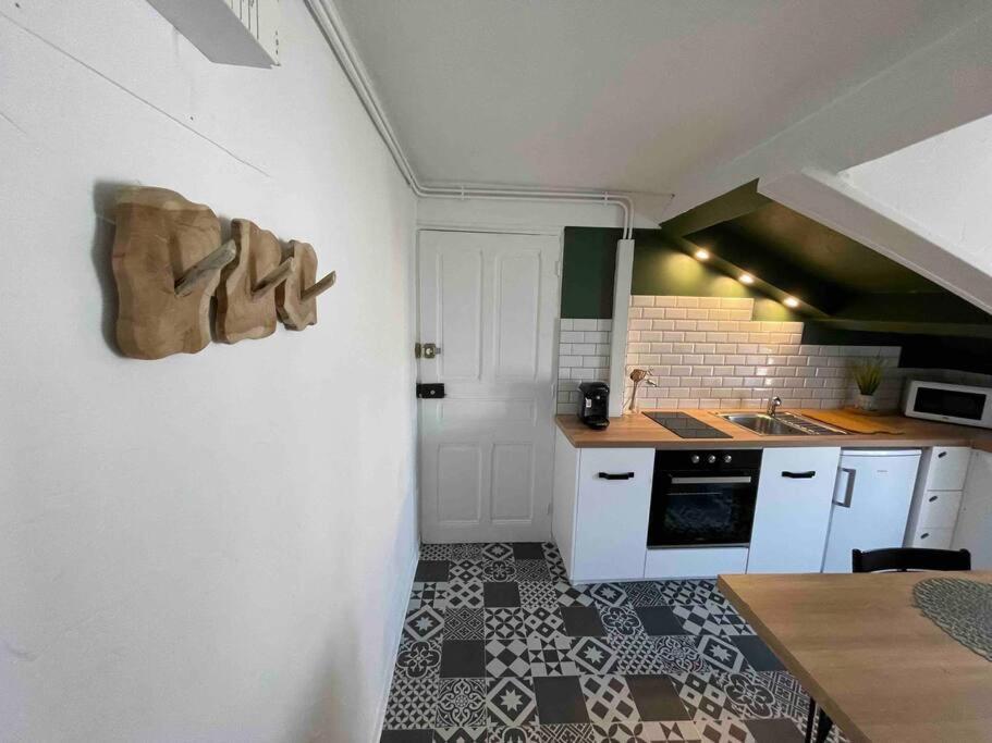 Studio Cosy, En Centre, Proche Gare, Vue Degagee Valence  Exterior photo